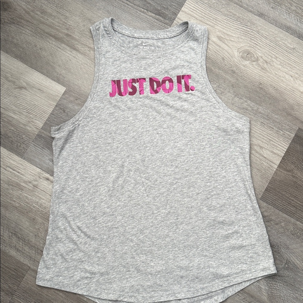 NIKE TANK!